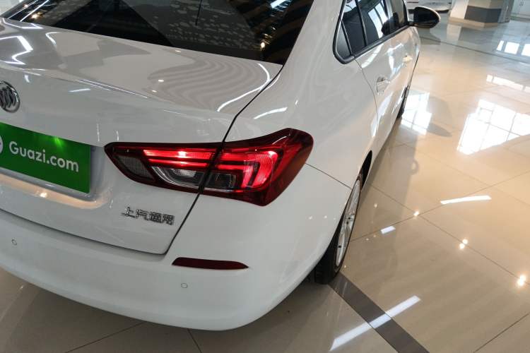 Used Buick Excelle 2018 15N CVT Elite Edition Right Rear Taillight