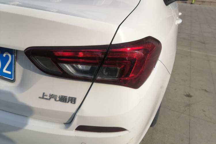 Used Buick Excelle 2018 15N Manual Elite Version Right Rear Taillight