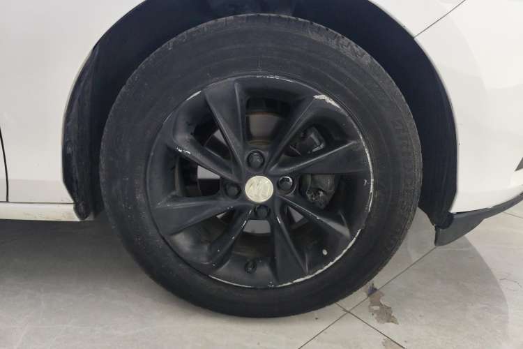 Used Buick Excelle 2018 15N CVT Luxury Version Right Rear Wheel Hub