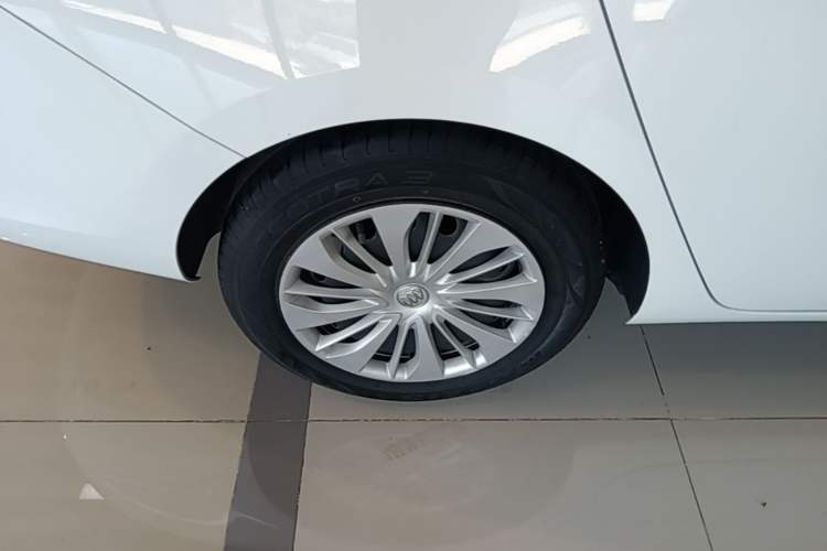 Used Buick Excelle 2018 15N CVT Elite Edition Right Rear Wheel Hub