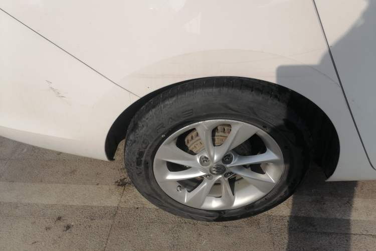Used Buick Excelle 2018 15N Manual Elite Version Right Rear Wheel Hub