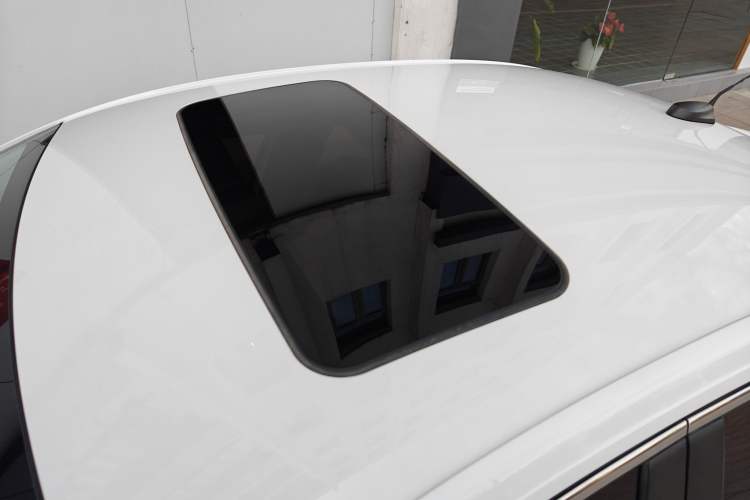 Used Buick Excelle 2018 15N CVT Luxury Version Roof