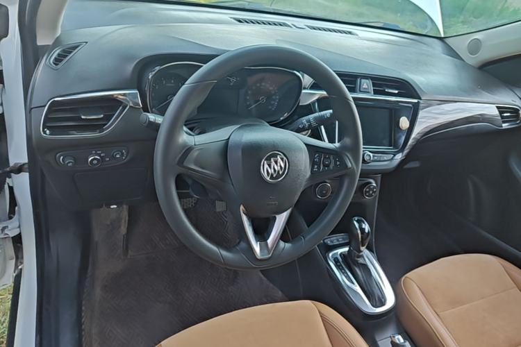 Used Buick Excelle 2018 15N CVT Luxury Version Steering Wheel