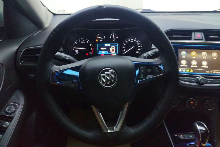 Used Buick Excelle 2018 15N CVT Luxury Version Steering Wheel