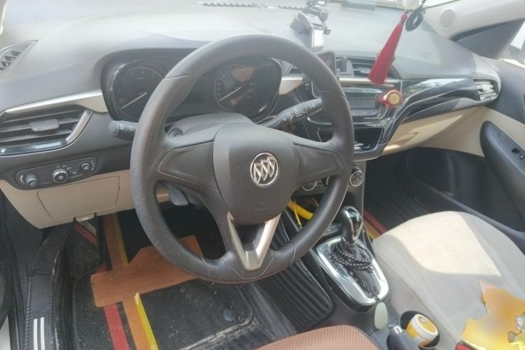 Used Buick Excelle 2018 15N CVT Elite Edition Steering Wheel