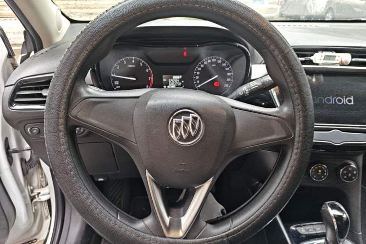 Used Buick Excelle 2018 15N CVT Elite Edition Steering Wheel