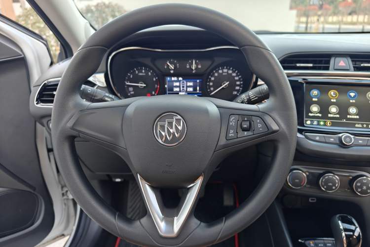 Used Buick Excelle 2018 15N CVT Luxury Version Steering Wheel