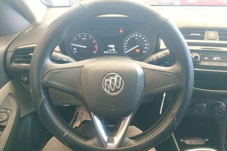 Used Buick Excelle 2018 15N Manual Elite Version Steering Wheel