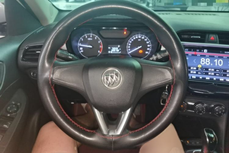 Used Buick Excelle 2018 15N CVT Elite Edition Steering Wheel