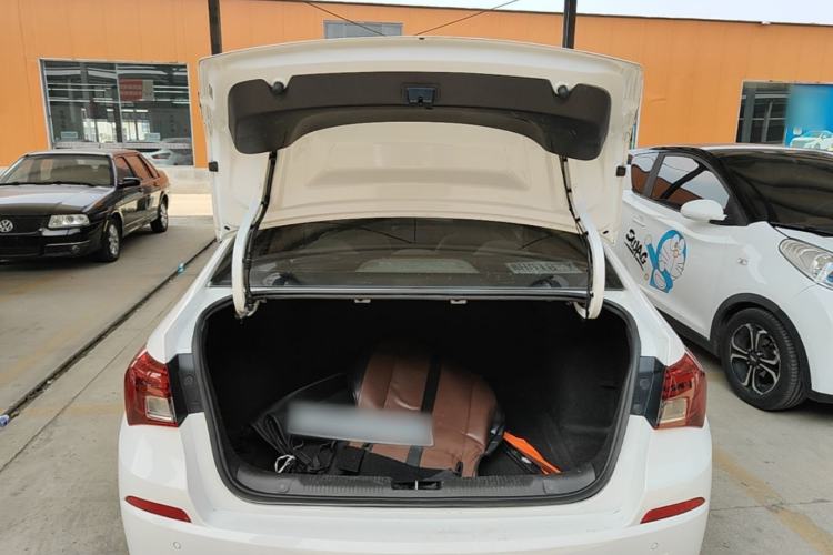 Used Buick Excelle 2018 15N CVT Elite Edition Trunk