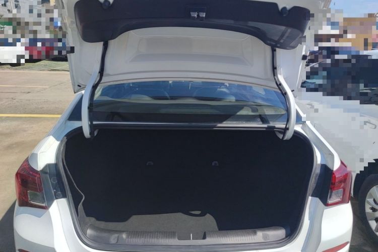 Used Buick Excelle 2018 15N CVT Elite Edition Trunk