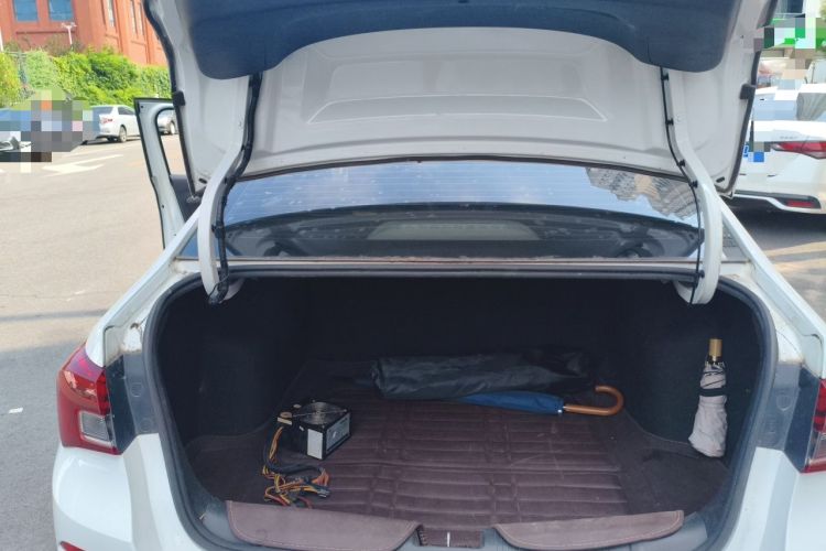 Used Buick Excelle 2018 15N CVT Elite Edition Trunk
