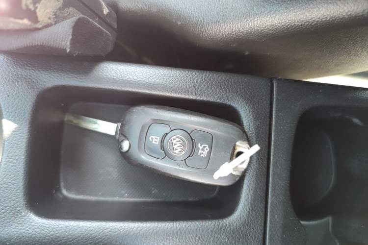 Used Buick Excelle 2018 15N CVT Elite Edition Vehicle Key