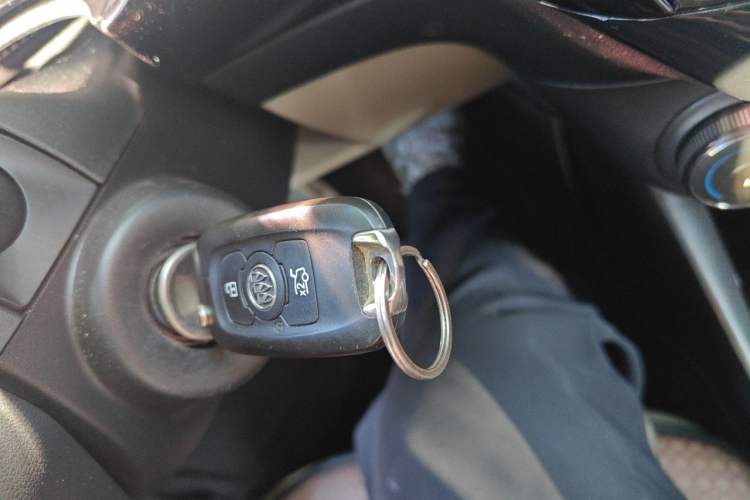 Used Buick Excelle 2018 15N Manual Elite Version Vehicle Key