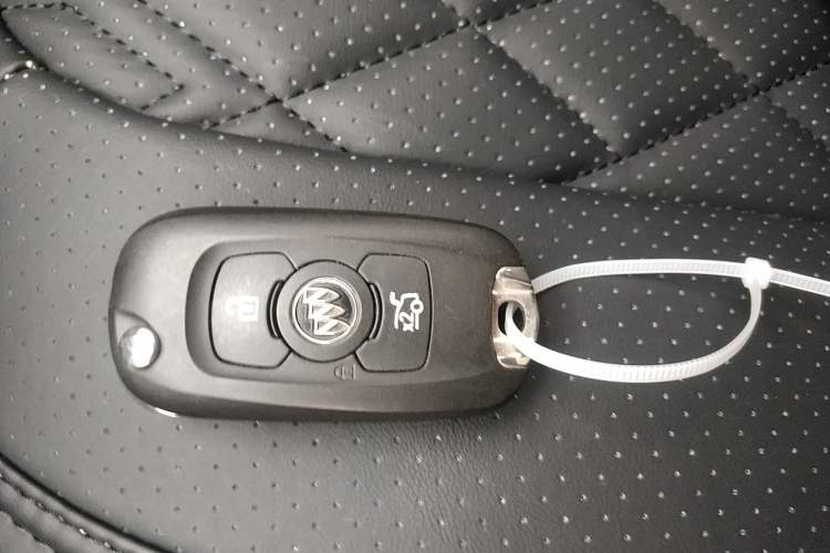 Used Buick Excelle 2018 15N Manual Elite Version Vehicle Key