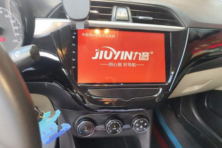 Used Buick Excelle 2018 15N CVT Elite Edition Audio And AC Panel