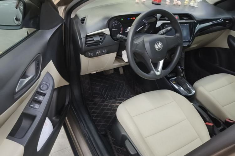 Used Buick Excelle 2018 15N CVT Elite Edition Driver Seat