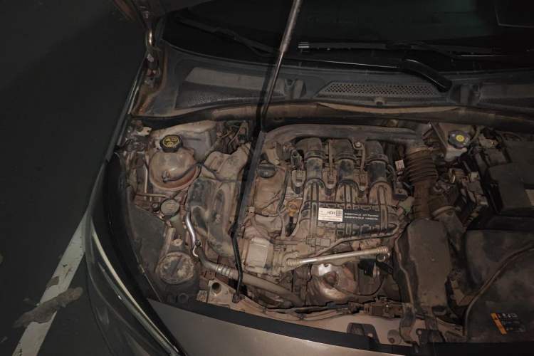 Used Buick Excelle 2018 15N CVT Luxury Version Engine Bay Right