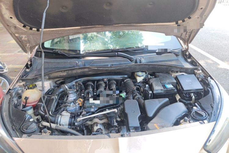 Used Buick Excelle 2018 15N CVT Elite Edition Engine Bay