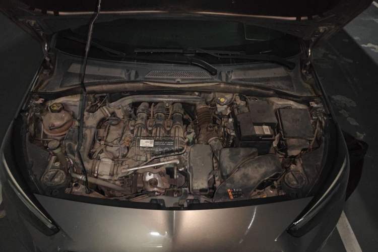 Used Buick Excelle 2018 15N CVT Luxury Version Engine Bay