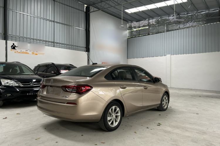 Used Buick Excelle 2018 15N CVT Elite Edition Exterior 4