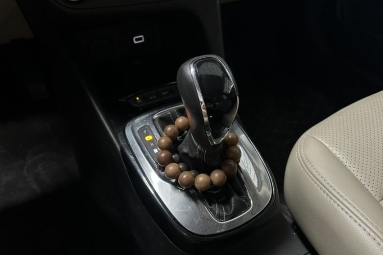 Used Buick Excelle 2018 15N CVT Elite Edition Gear Lever