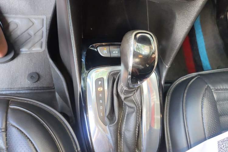 Used Buick Excelle 2018 15N CVT Elite Edition Gear Lever