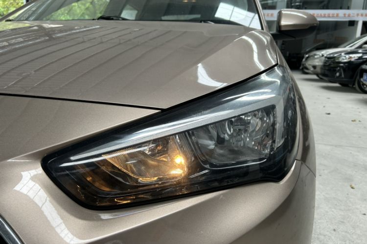 Used Buick Excelle 2018 15N CVT Elite Edition Left Front Headlight