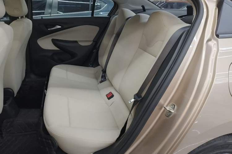 Used Buick Excelle 2018 15N CVT Elite Edition Left Rear Seat