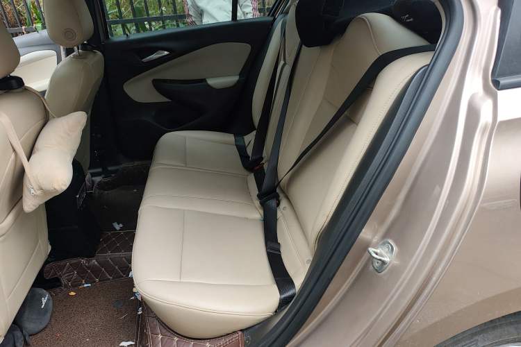 Used Buick Excelle 2018 15N CVT Elite Edition Left Rear Seat