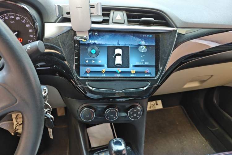 Used Buick Excelle 2020 15N CVT Elite Edition Audio And AC Panel