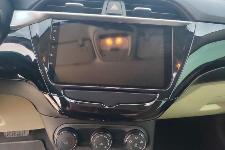 Used Buick Excelle 2020 15N CVT Elite Edition Audio And AC Panel