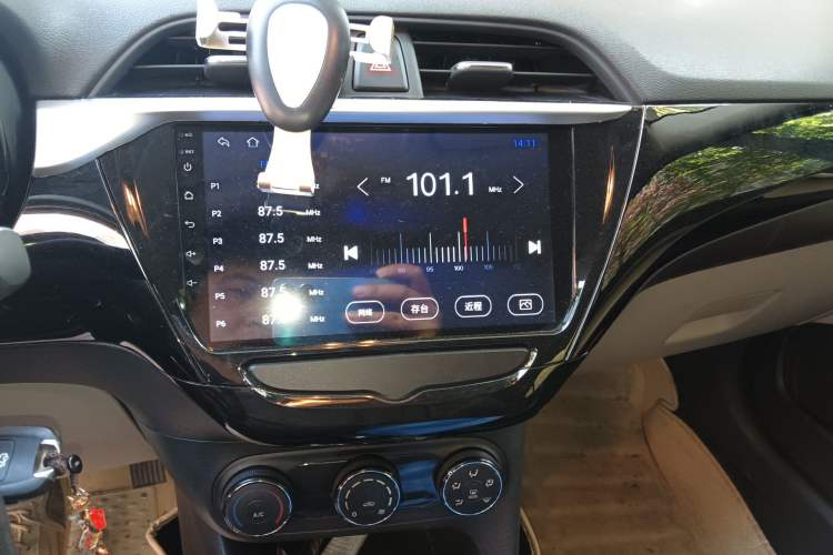 Used Buick Excelle 2020 15N CVT Elite Edition Audio And AC Panel