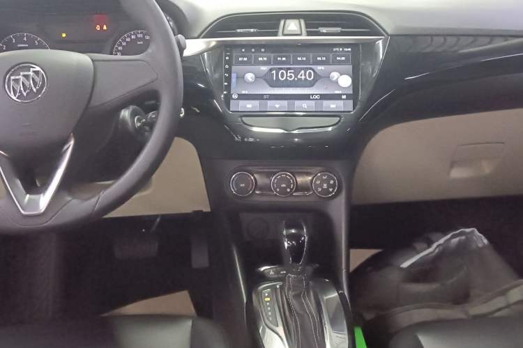 Used Buick Excelle 2020 15N CVT Elite Edition Audio And AC Panel