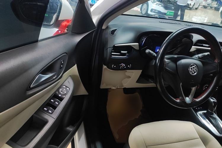 Used Buick Excelle 2020 15N CVT Elite Edition Driver Seat
