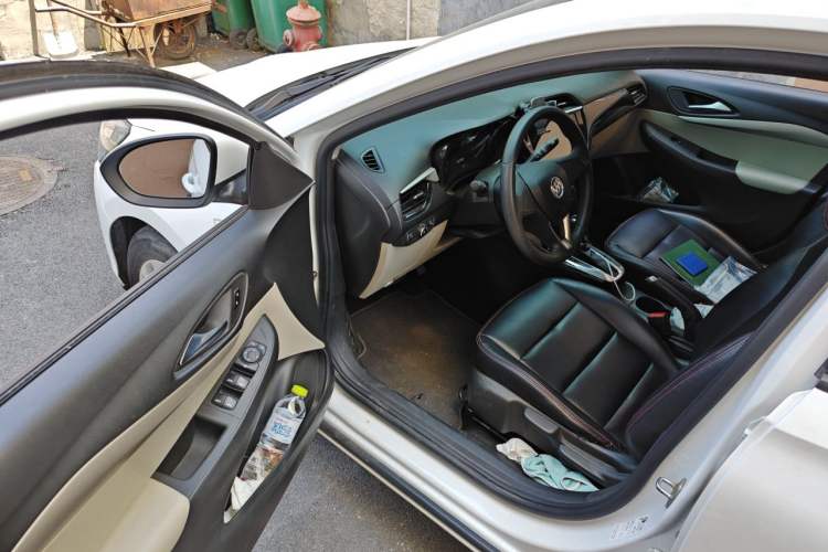 Used Buick Excelle 2020 15N CVT Elite Edition Driver Seat