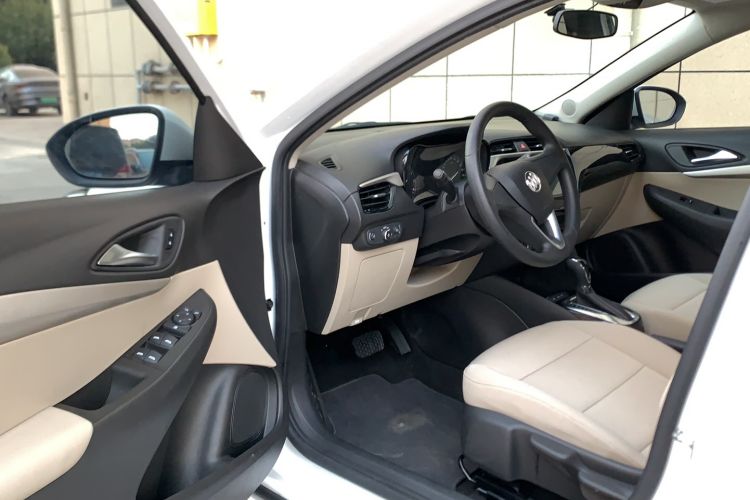 Used Buick Excelle 2020 15N CVT Elite Edition Driver Seat