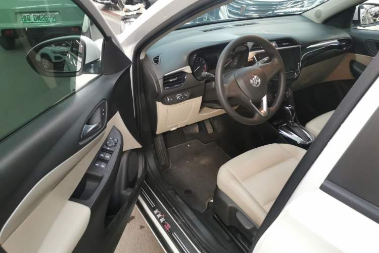 Used Buick Excelle 2020 15N CVT Elite Edition Driver Seat
