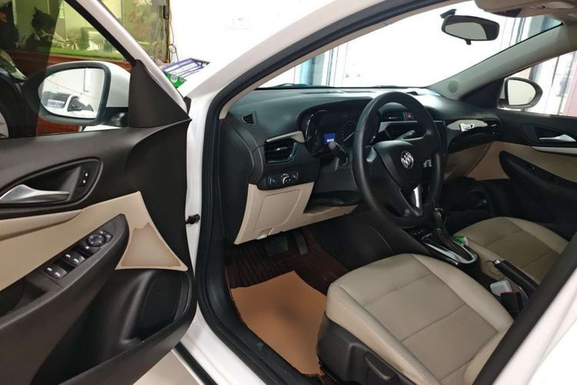 Used Buick Excelle 2020 15N CVT Elite Edition Driver Seat