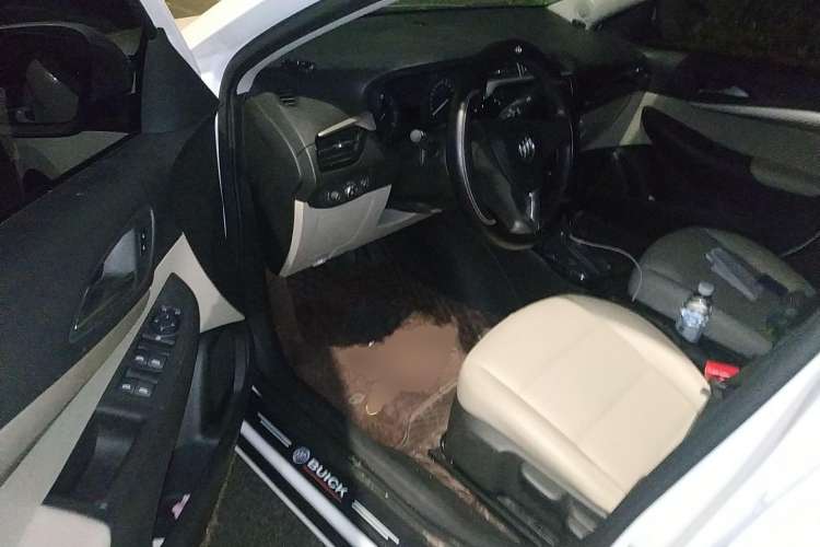 Used Buick Excelle 2020 15N CVT Elite Edition Driver Seat