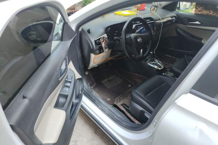 Used Buick Excelle 2020 15N CVT Elite Edition Driver Seat