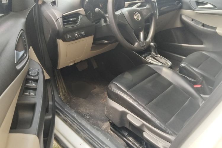 Used Buick Excelle 2020 15N CVT Elite Edition Driver Seat