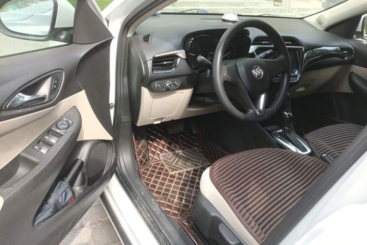 Used Buick Excelle 2020 15N CVT Elite Edition Driver Seat
