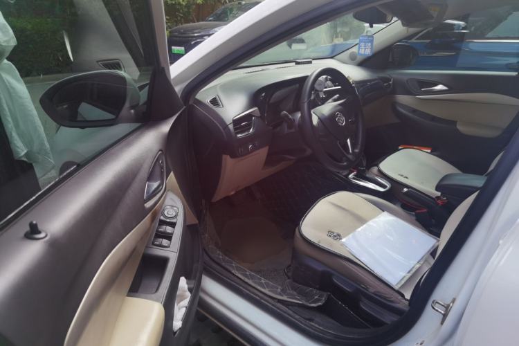 Used Buick Excelle 2020 15N CVT Elite Edition Driver Seat