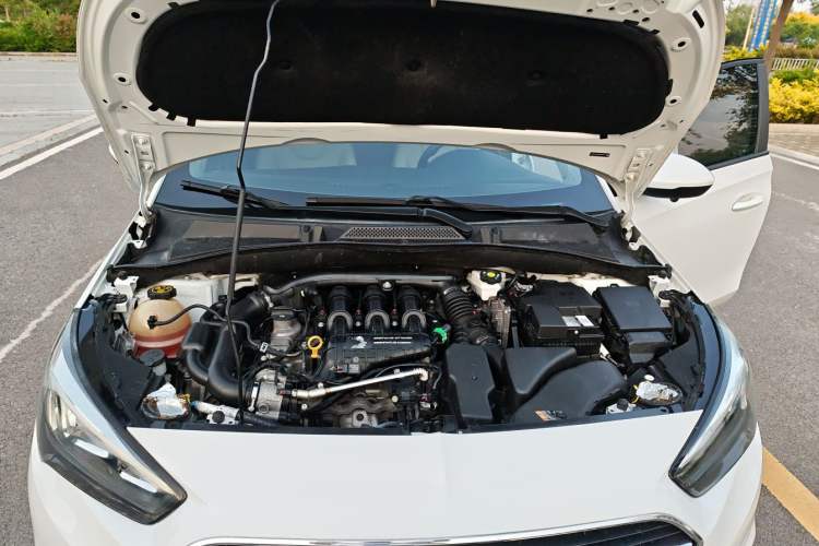 Used Buick Excelle 2020 15N CVT Elite Edition Engine Bay