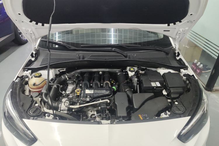 Used Buick Excelle 2020 15N CVT Elite Edition Engine Bay