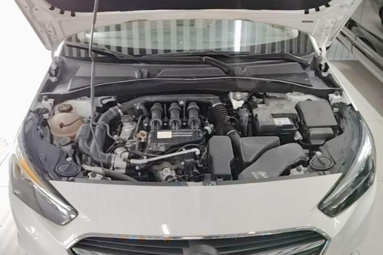 Used Buick Excelle 2020 15N CVT Elite Edition Engine Bay