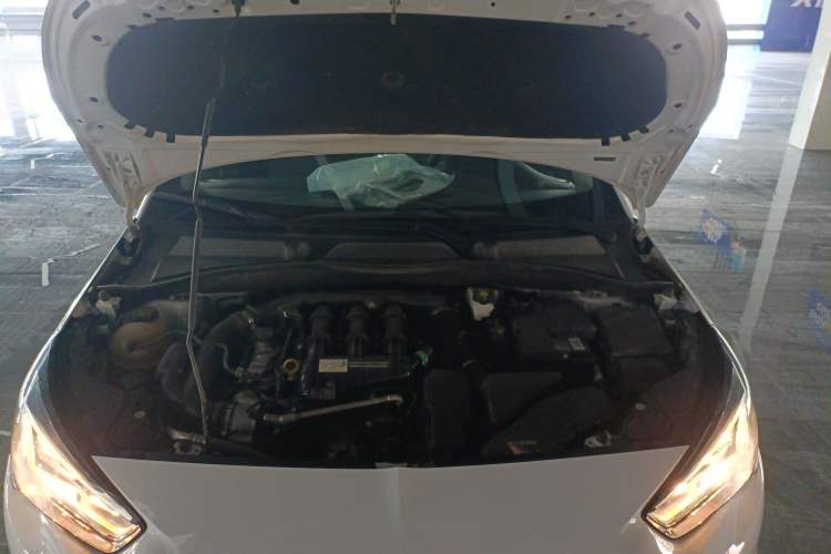 Used Buick Excelle 2020 15N CVT Elite Edition Engine Bay
