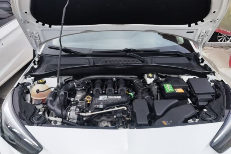 Used Buick Excelle 2020 15N CVT Elite Edition Engine Bay