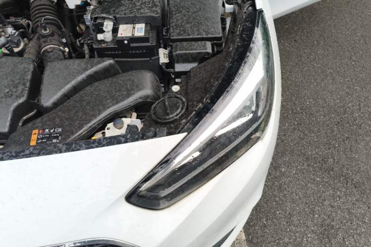Used Buick Excelle 2020 15N CVT Elite Edition Engine Bay Left